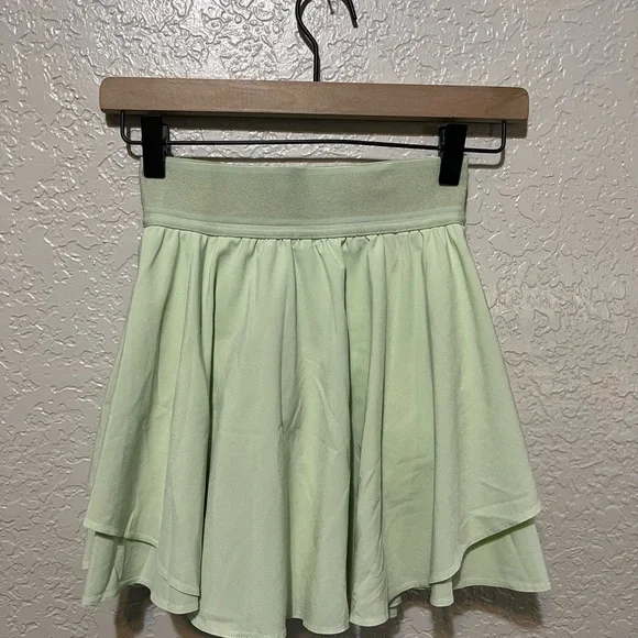 Lululemon Court Rival High-Rise Skirt - Picture 1 of 6